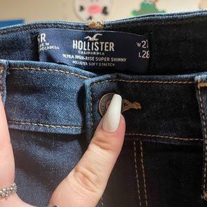 BRAND NEW!!!! NEVER WORN!!!! ultra high rise super skinny soft stretch